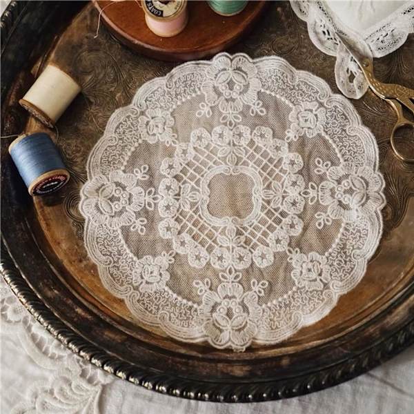 (off-white,Diameter 27cm) 2 st Retro franska spetsdukar, utsökt blomsterbroderad R