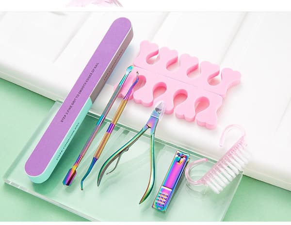 7 stk. Manicure-sæt, farve titanium døde hud saks, negle