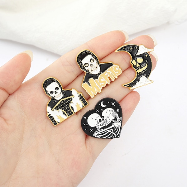 Set med 4 Halloween Cartoon Personality Skelett Emblempinnar Väske Badge Lapel Spänne Hatt Kläder Acce