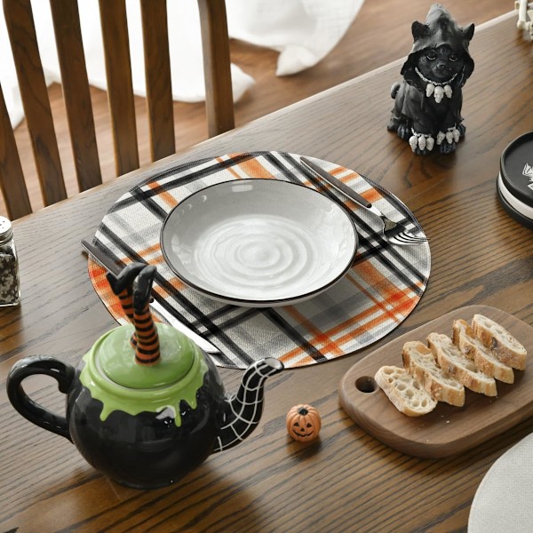 Sæt med 4 Orange Sort Buffalo Plaid Halloween Runde Placemats, 15 Tommer Efterårs Runde Bordmåtter til Spisedekoration