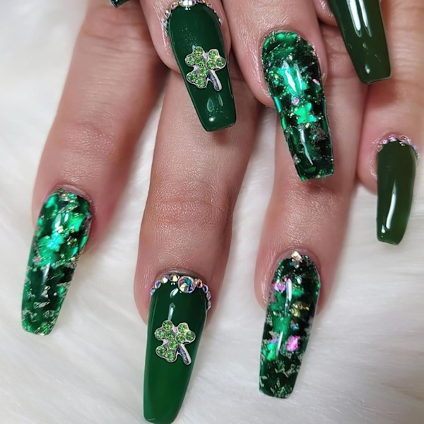 Shamrock Nagelcharms Silver Shamrock Nagelstenar med Kristaller Design 3D St. Patricks Dag Nagelstenar Legering Silver Sh