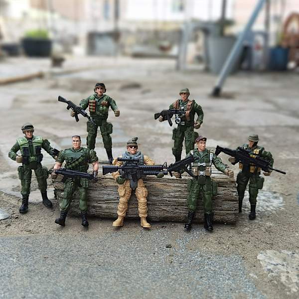 12 Militære Soldat Model Legetøj, Leddelt Bevægelig Soldat Model, Specialstyrker med Våben