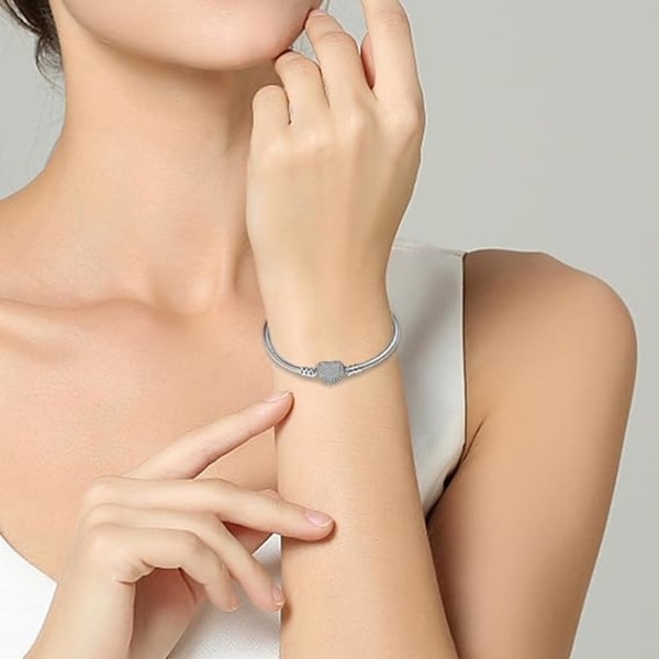1 armband för kvinnor Pandora berlocker med silverhjärtlås, kvinna