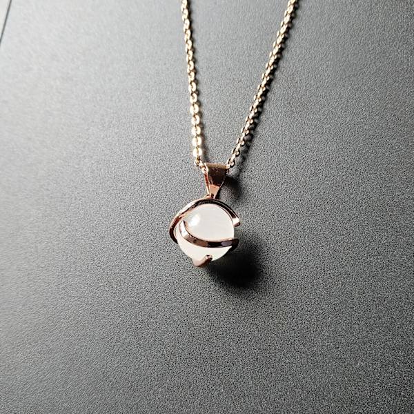 Enkel plakett halsband för kvinnor i , med roséguld rund kattöga