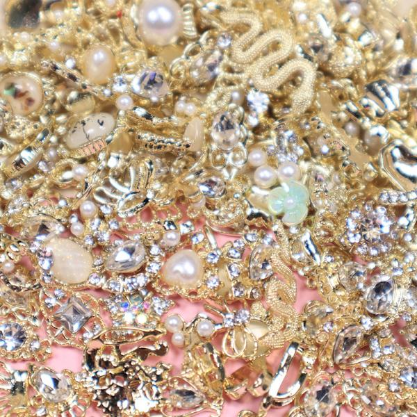 (Blandade mönster) 50 st blandade 3D pärlstrass rosett lyx metall nagelkonst berlocker, legering nagel Gold