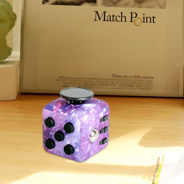 Fidget Cube Ahdistusta ehkäisevä lelu lapsille Aikuisille Stress Relief Anti