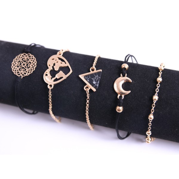 Sett med 5 boho armbånd Stjerner og måne i krystall og edelstener Gylne armbånd perler håndlagde