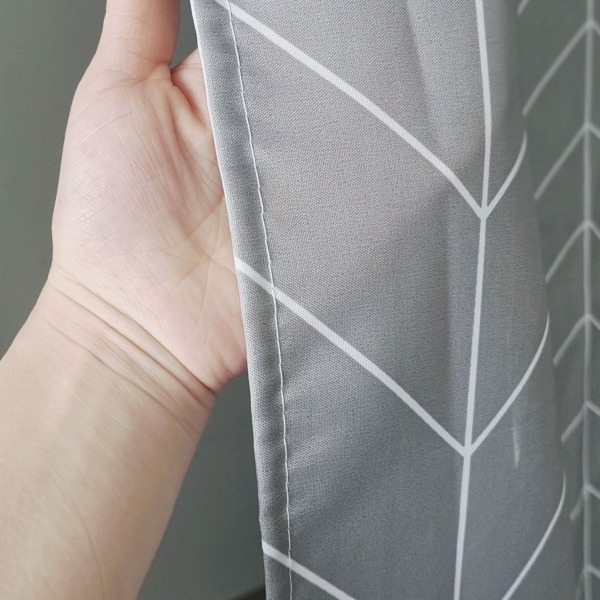 Dusjforhæng i trykt stof 180 x 200 cm Grå Chevron