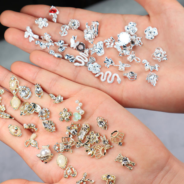 (Blandade mönster) 50 st blandade 3D pärlstrass rosett lyx metall nagelkonst berlocker, legering nagel Gold