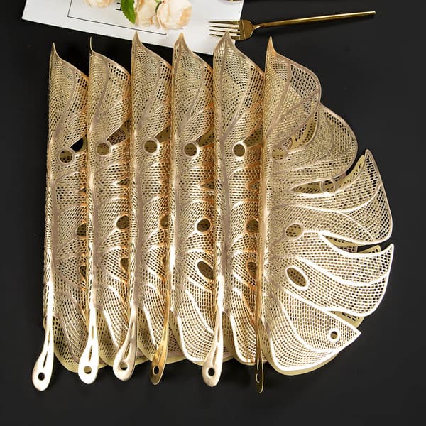 Leaf Gold Placemats Vinyl Bordbrikker Sett med 6 Hule Moderne Bordbrikker Bulk Vaskbare Middagsbordekor M
