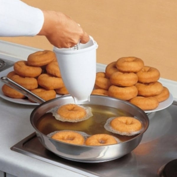 Skab lækre donuts på få minutter med denne brugervenlige donut ma