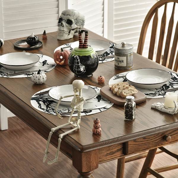 Sett med 4 Silhuett-Trekråker Halloween Runde Placemats, 15 Tommer Høst Runde Bordmatter for Spisedekorasjon