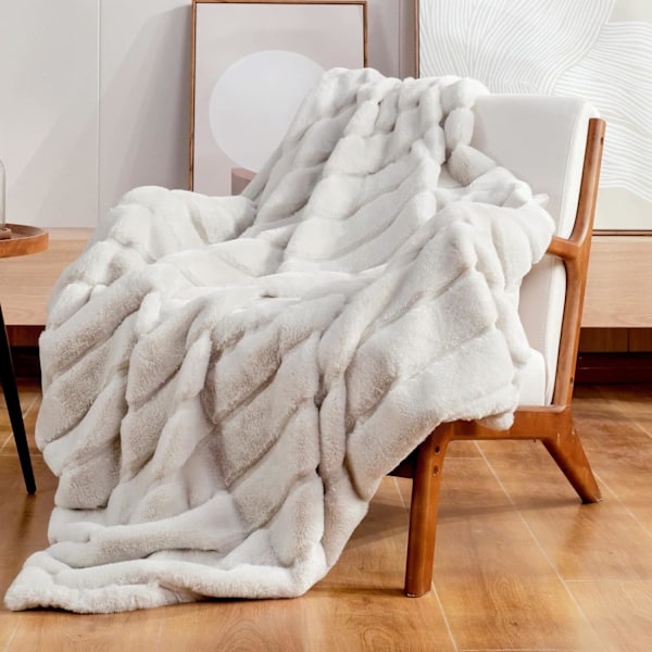 Konstgjord Pälsfilt för Soffa, Mysig Mjuk Plysch Tjock Vinterfilt för Soffa Sovrum Vardagsrum, 50 * 60 Tum Beige