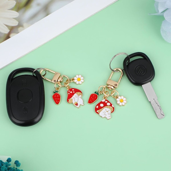 2 stk. Søde nøgleringe til kvinder, Kawaii nøglering Jordbær Blomster Nøglering Charms til kvinder piger, Nøglering Charm til pung rygsæk