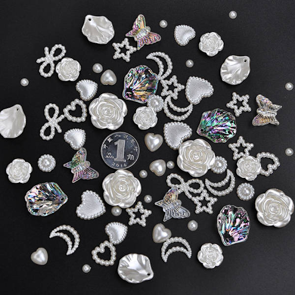 100 stk 3D Multiforme Negle Charms og Flatback Perler, Hvid Mix Styles Hjerte Stjerne Bue Solsikke Pynt til Negle