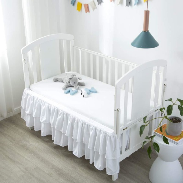 Standard Baby Cribs 52 x 28 tum (Vit), Volang Sängkjol för Baby Crib Sängkläder 3 Sidor Spets Volang