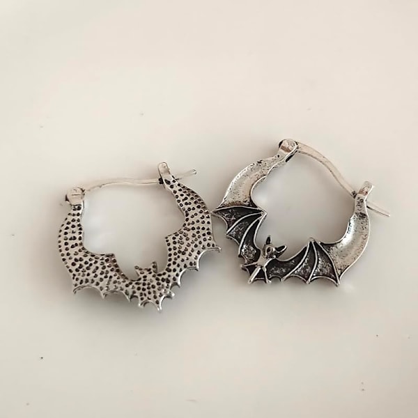 Halloween Bat Gothic Örhängen för Kvinnor Silver Bat Hoop Örhängen Bat Wing Örhängen Läskig Halloween Cosplay Kostym Örhängen