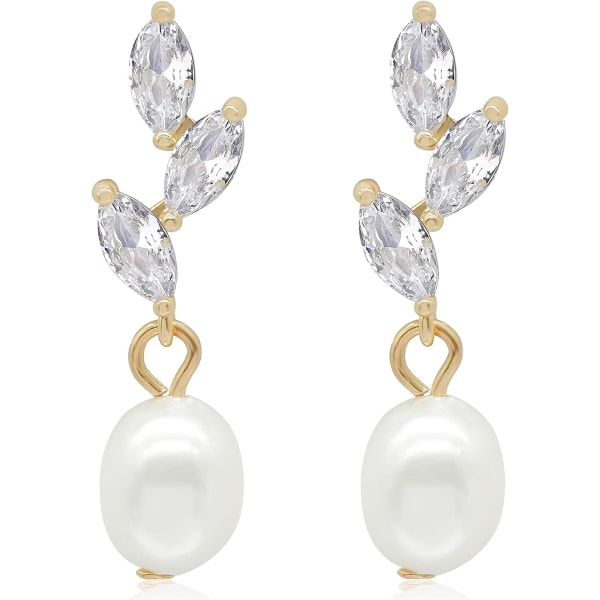 Gold Plated Pearl Earrings Paired With Rhinestones Hypoallergenic Pearl Stud Earrings for Women