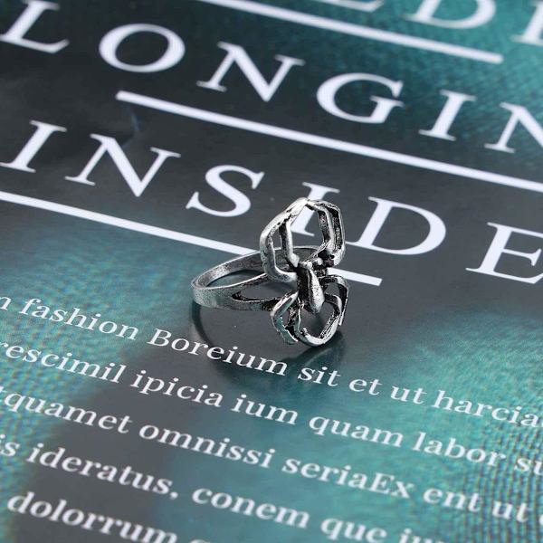 Gotisk Edderkoppring Sølv Edderkopp Oksidert Ring Kraftig Statement Ring Punk Dyr Ring Halloween Smykker for Kvinner og Jenter