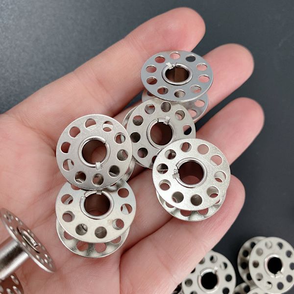 20 stk. 20,5x10,5x6mm, husholdningssymaskine tilbehørsspole ol