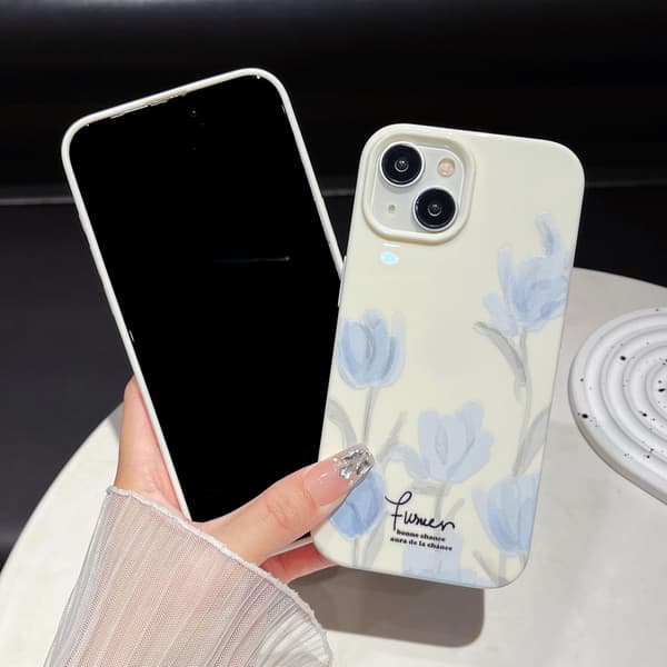 Kunstnerisk Blå Tulipan Blomst Myk Designet for iPhone Deksel (Beige, for iPhone 16 Pro Max)