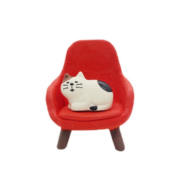 3 stk. rød pink gul sofa miniature kattefigurer med lille sofa - Mini kattefigurer i resin, miniature skrivebordstilbehør