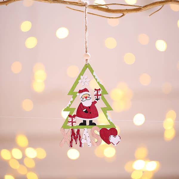3 st hängande juldekorationer i trä, ihåliga träutskärningar present