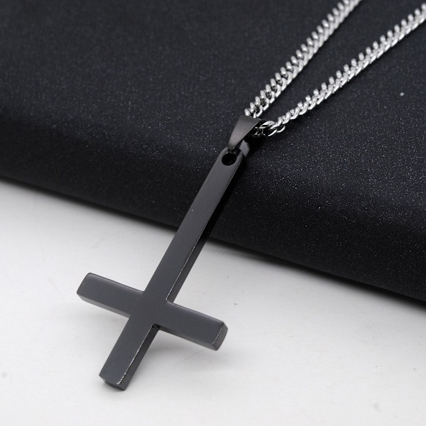 Musta Ristiriipus Miehille Hopea Ristiketju Miehille Gootti Ristiriipus Miesten Ristikaulakorut Ruostumaton Teräs Risti