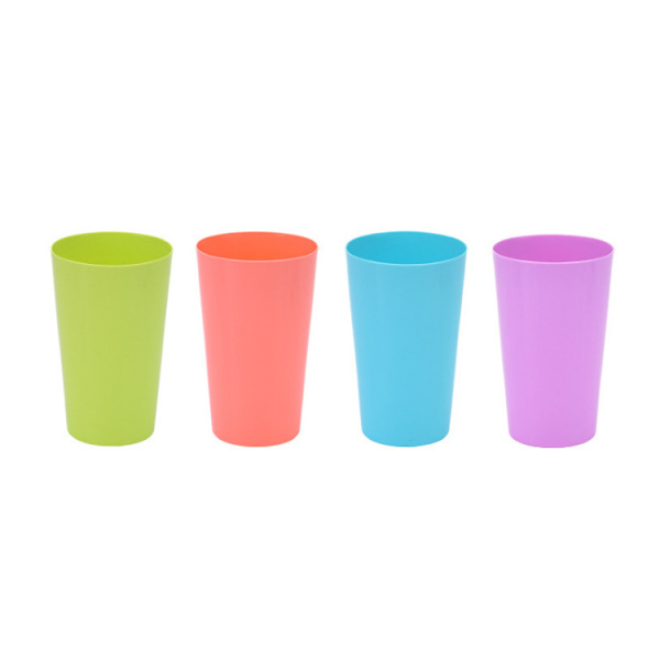 Höga plastglas, set med 12 färgade okrossbara tumlare