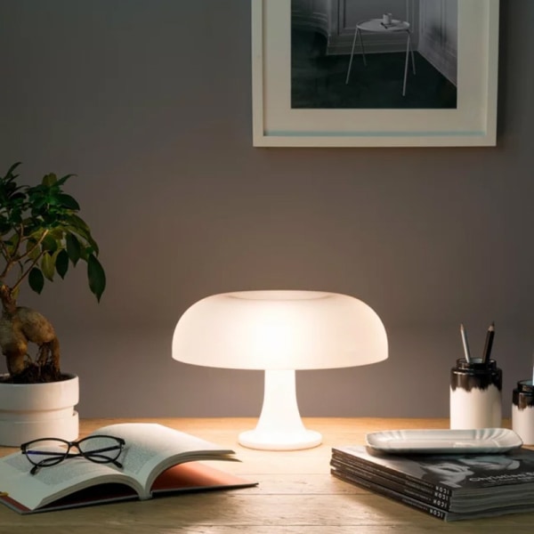 Svampebordlampe Polycarbonat bordlampe, 4 gratis LED-lys