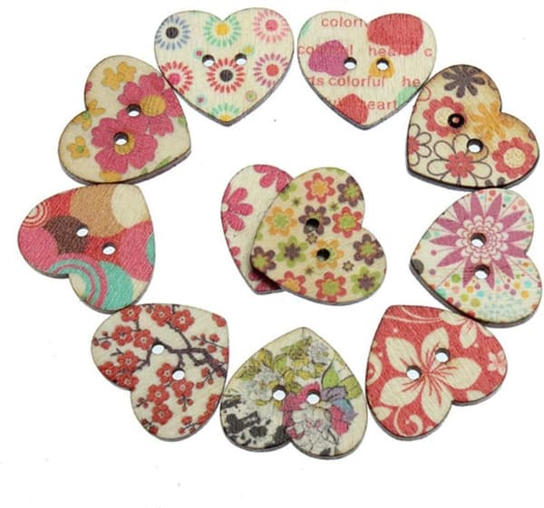 50-pack 25 mm 2-håls blandade blommönstrade tryckta träknappar i persikohjärtsform Träsyknappar DIY Scrapbooking Klädknappar