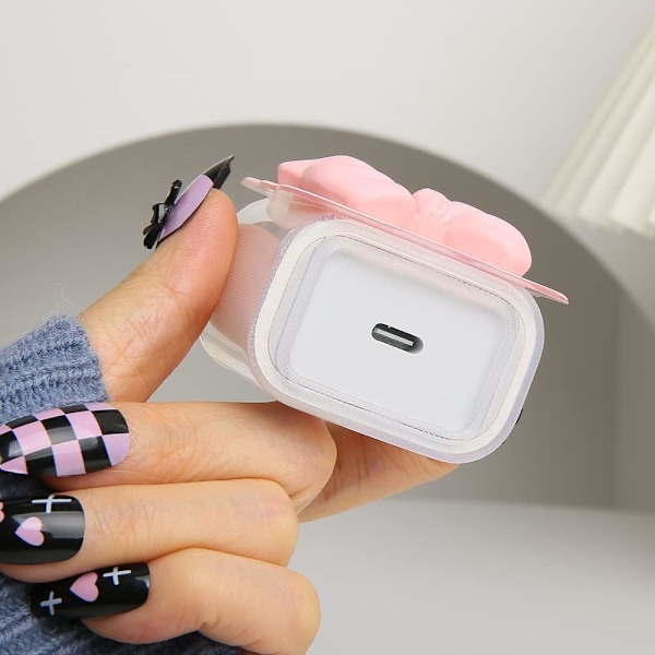 Kompatibel med iPhone 18W/20W USB-C Laddare Skydd Söt 3D Fluga Design Klar Mjukt Laddarskydd Kawaii Kabelskydd för iPhone 11 12 13 14 Pro M