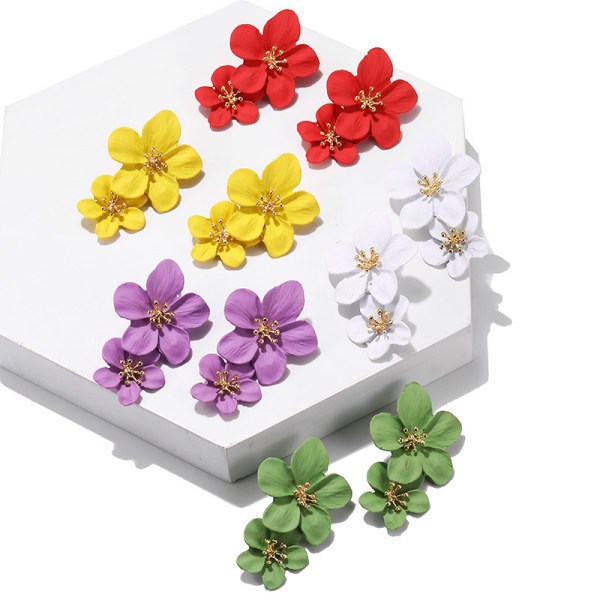Japanska och koreanska gröna örhängen kreativa söta blommor ea