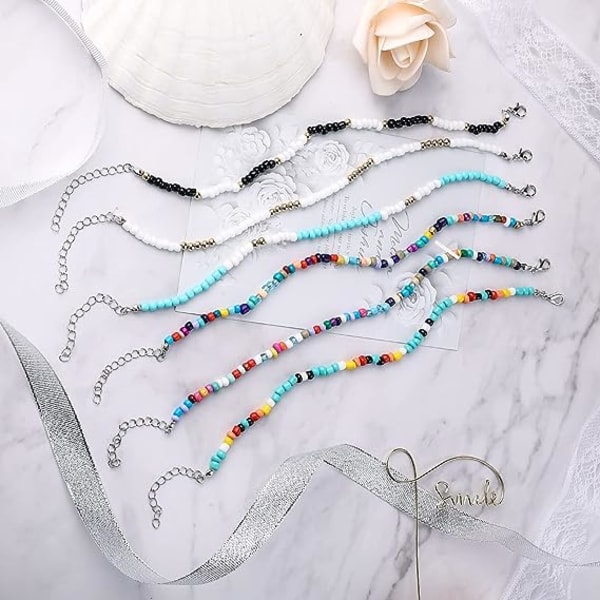 Set med 6 handgjorda pärlade anklets, färgglada Boho glaspärlor