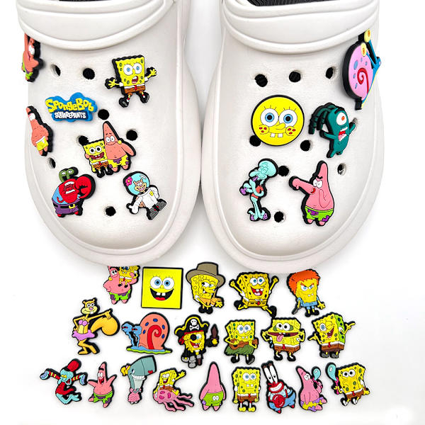 32 st olika modeller Spongebob-serien PVC-tofflor Blomstersko