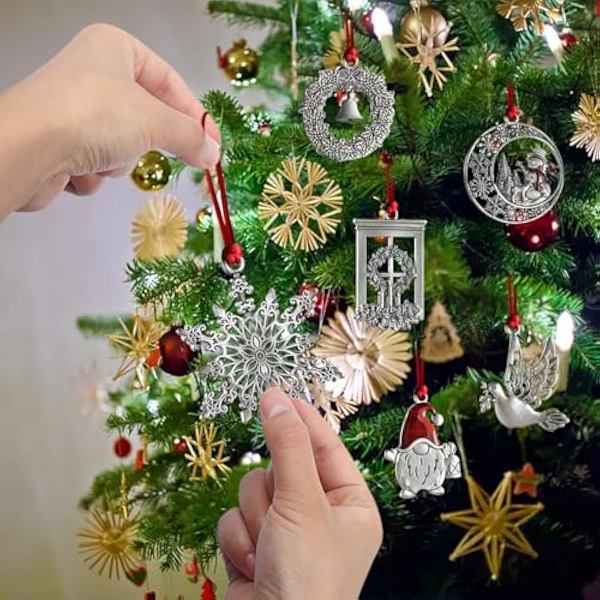 6,3x5,2 cm Snöflinga Julgranspynt, 2024 Massivt Tenn Julgranspynt Handgjort Metall DIY Hängande Hantverk