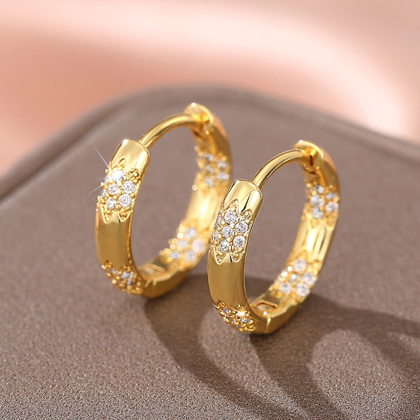 Cubic Zirconia Huggie Øredobber Gullbelagt Små Øredobber Små Huggie Hoop Øredobber Enkle Lettvekts Hoops Gave til Kvinner