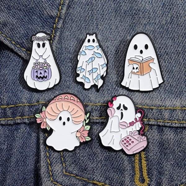 Halloween Søte Spøkelses Emblemsmerker for Ryggsekker Emblemsmerker Knapp Kawaii Tilbehør Nyhet Tegneserie Dyr Morsomme Lo