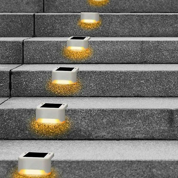 4-pakks solcelled terrasselys LED soltrappelykter vanntette