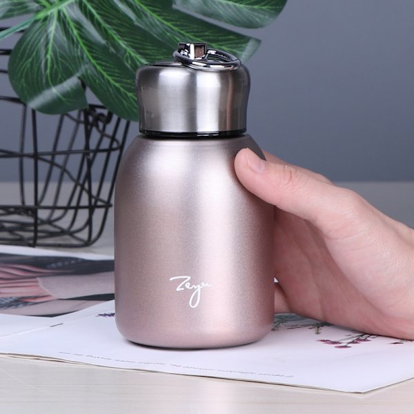 Mini Kaffetermos Bärbar Resevattenflaska Isolerad Termos Black