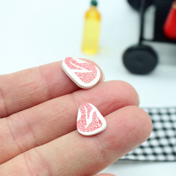 Dockhus Miniatyr Svart BBQ Grill Modell Köksleksak