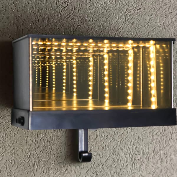 Bilgarage Nyckelhållare Med Öppningsbar Dörr Väggmontering Med LED A