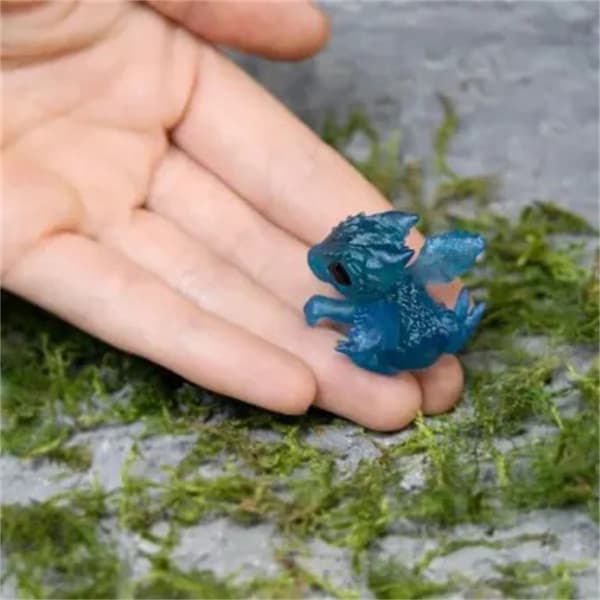 Nyfødt drage i egg 3D kunst drage statue liten miniatyr A4