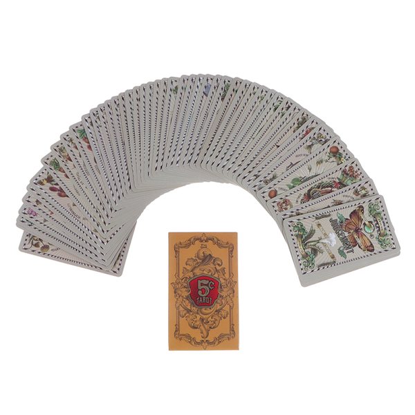 Tarot-korttien taskukokoinen ennustaminen Tarot-pakan lautapeli