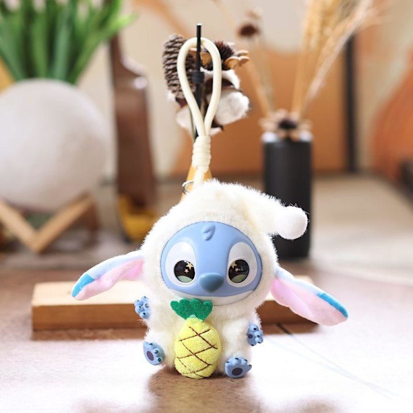 1 kpl Stitch Syö Jotain Ennen Nukkumaanmenoa -sarjan pehmomallinen avaimenperä A5