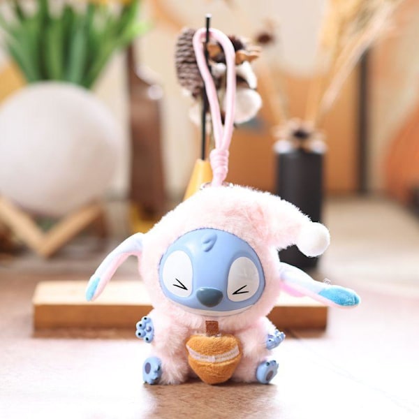 1 kpl Stitch Syö Jotain Ennen Nukkumaanmenoa -sarjan pehmomallinen avaimenperä A4