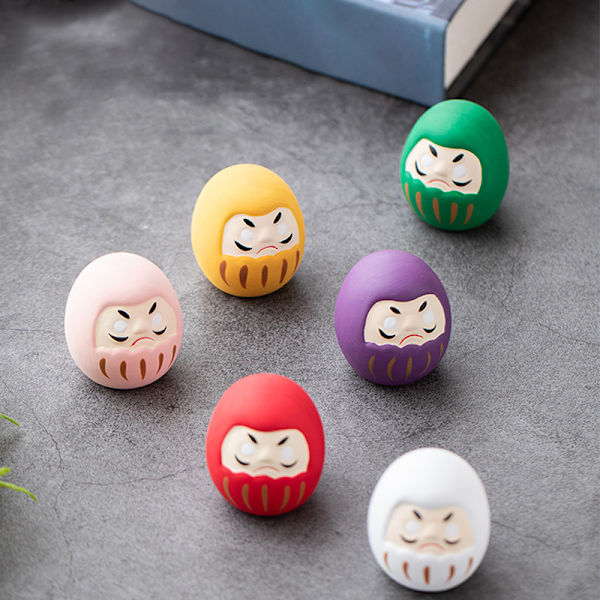 Daruma Doll Hantverk Charm Fortune Ornament Landskap Heminredning Red