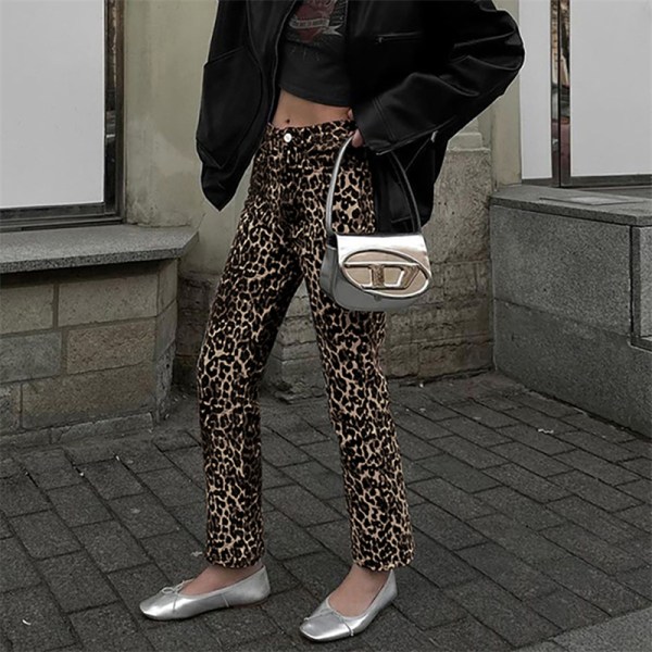 Naisten farkut Tan Leopard Farkut Housut Vyötärö Suorat Housut leopard print M
