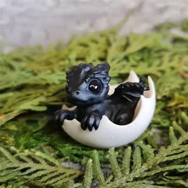 Nyfødt drage i egg 3D kunst drage statue liten miniatyr A4