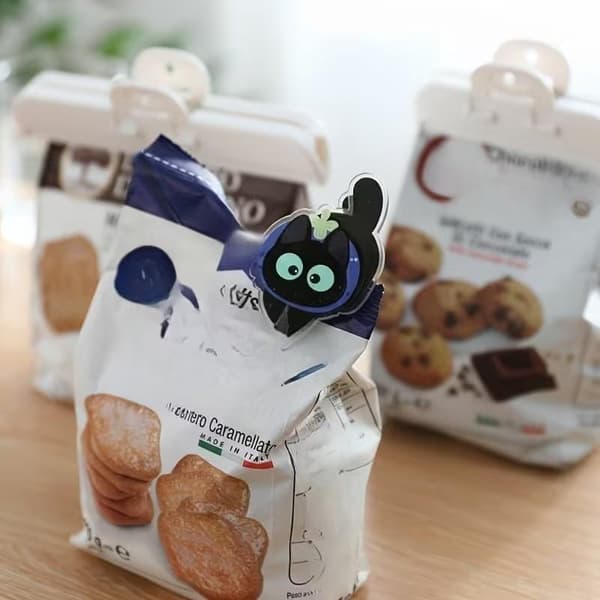 e tegneserieforseglingsklips for kattunger A